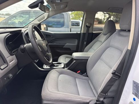 Used 2022 Chevrolet Colorado W/T image 5