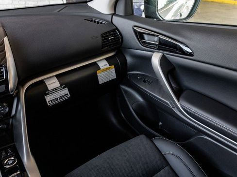 New 2025 Mitsubishi Eclipse Cross SE image 21