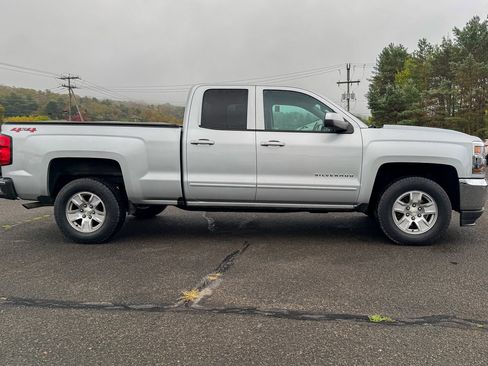 Used 2019 Chevrolet Silverado 1500 LT image 2