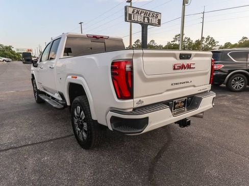 Used 2025 GMC Sierra 3500 Denali w/ Denali Reserve Package AWD/4WD image 7