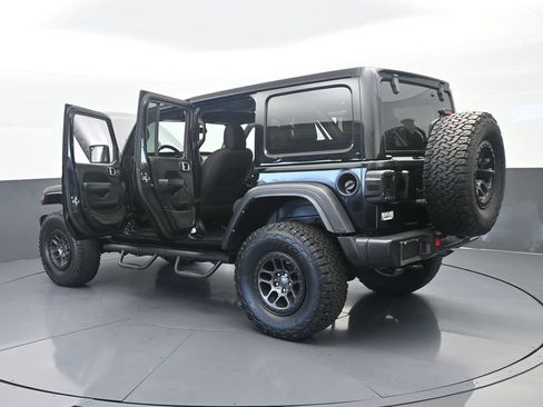 Used 2022 Jeep Wrangler Unlimited Sport w/ Xtreme Recon 35" Tire Package AWD/4WD image 76