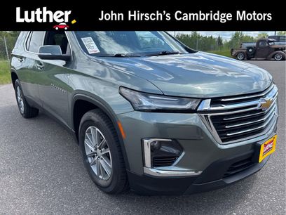 Used 2023 Chevrolet Traverse LT