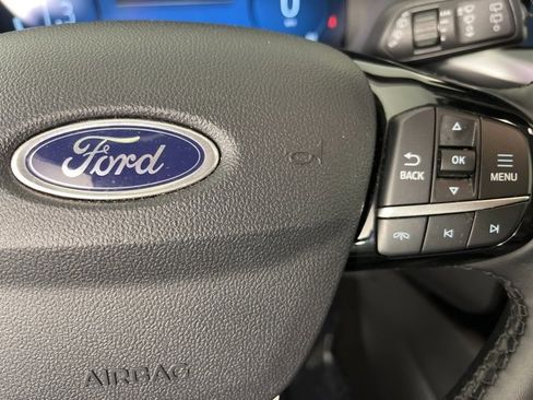 Used 2025 Ford Escape Platinum image 10