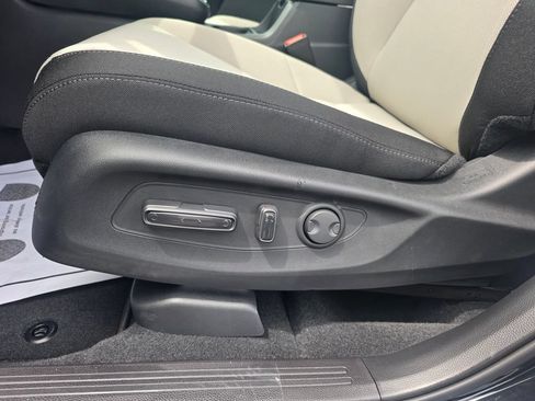 Used 2026 Honda CR-V EX image 10