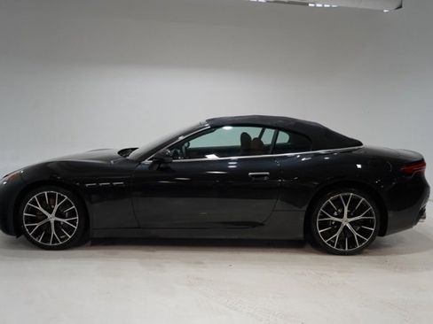 New 2026 Maserati GranCabrio Modena image 4