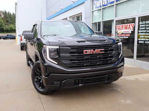 Used 2025 GMC Sierra 1500 Pro w/ Graphite Edition AWD/4WD image 38