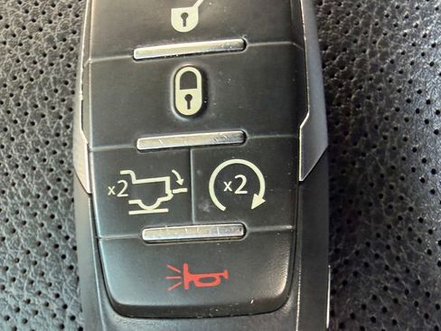 Used 2022 RAM 1500 Laramie AWD/4WD image 35