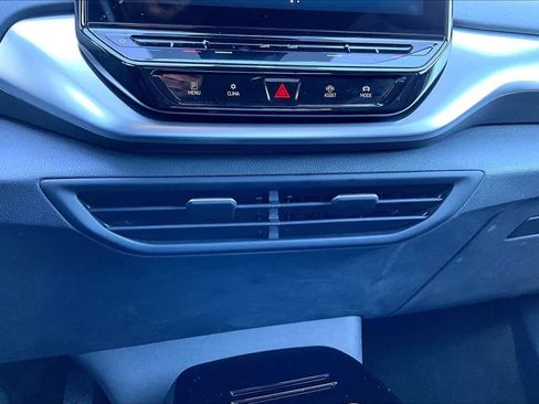 Used 2021 Volkswagen ID.4 Pro image 34