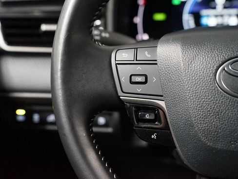 Certified 2025 Toyota Camry SE image 14