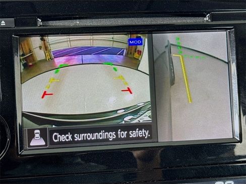 Used 2020 Nissan Rogue SV w/ Premium Package image 37