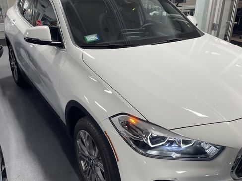 Used 2022 BMW X2 xDrive28i w/ Premium Package AWD/4WD image 3