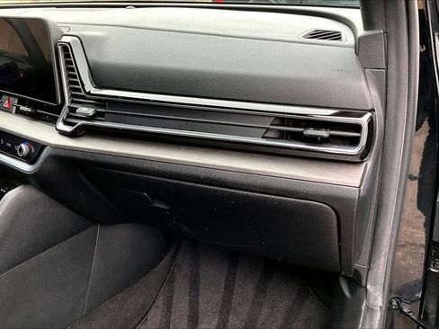 Used 2023 Kia Sportage X-Line w/ X-Line Premium Package image 18