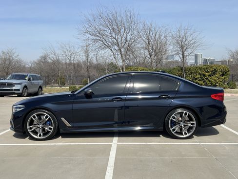 Used 2020 BMW M550i xDrive w/ Dynamic Handling Package image 4