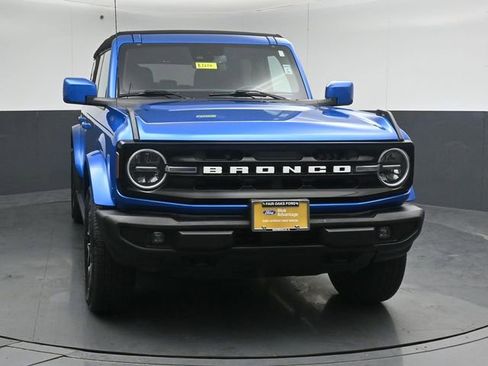 Certified 2023 Ford Bronco Outer Banks AWD/4WD image 2