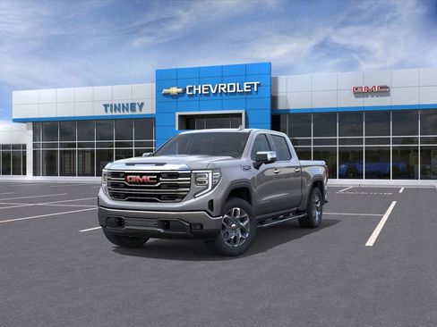 New 2026 GMC Sierra 1500 SLT image 8