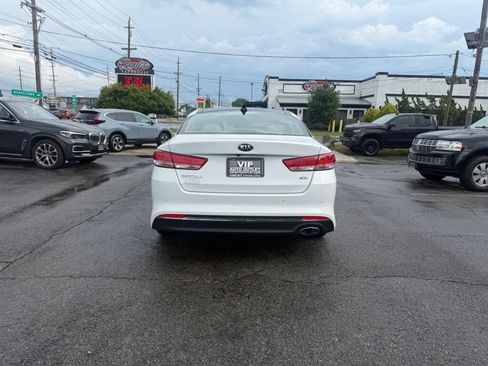 Used 2016 Kia Optima EX w/ Premium Package FWD image 6