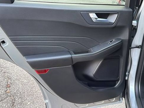 Certified 2024 Ford Escape Platinum AWD/4WD image 24