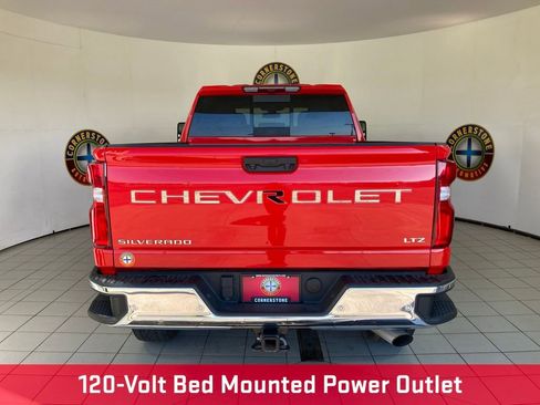 Used 2022 Chevrolet Silverado 3500 LTZ w/ LTZ Convenience Package image 24