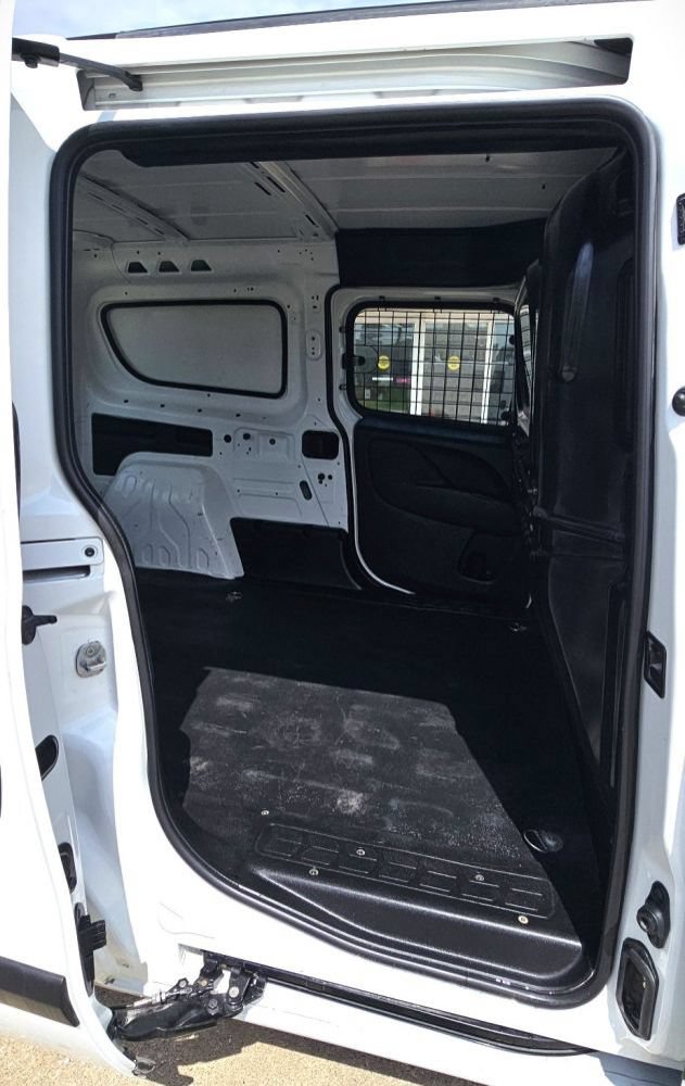 Used 2021 RAM ProMaster City Tradesman w/ Window Group 05 FWD image 9
