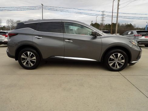 Used 2022 Nissan Murano S image 5