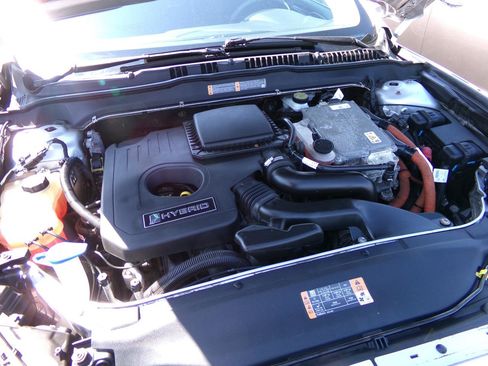 Used 2014 Ford Fusion SE FWD image 26