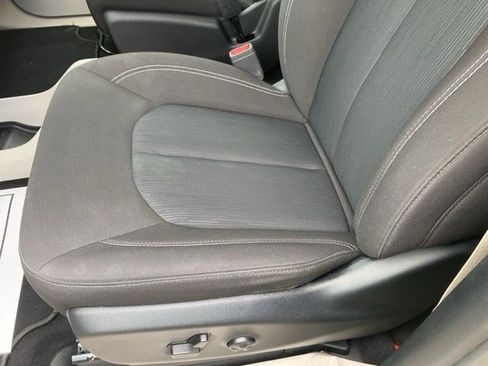 Used 2024 Chrysler Voyager LX FWD image 11