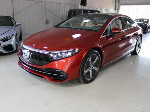Used 2022 Mercedes-Benz EQS 450+ Sedan image 40