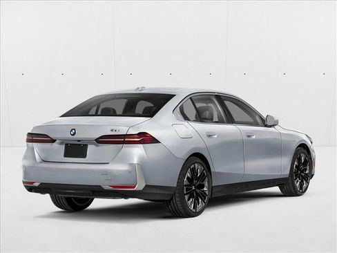 New 2027 BMW 530i RWD image 2