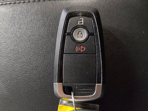 Used 2022 Ford Edge SEL AWD/4WD image 32