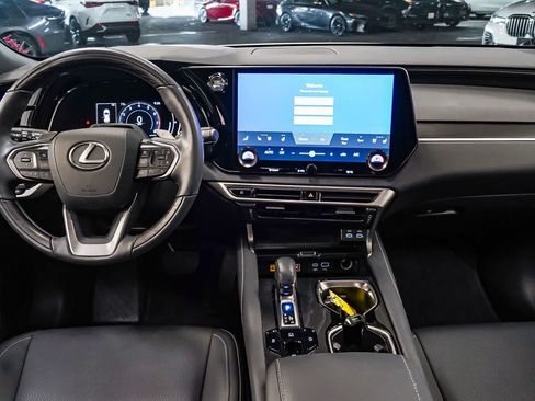 Used 2024 Lexus RX 350 Premium w/ Convenience Package FWD image 12
