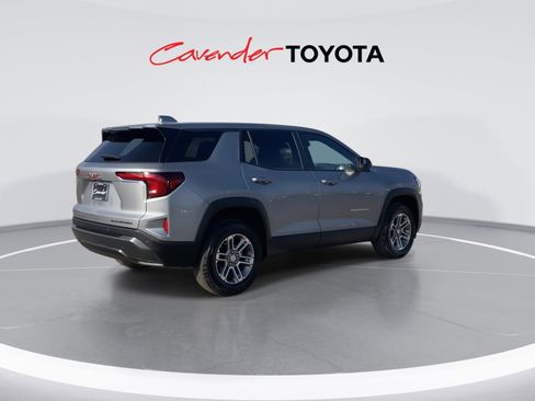 Used 2025 GMC Terrain Elevation image 8