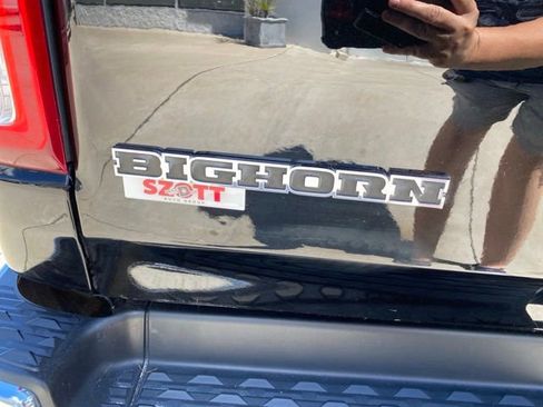 Used 2019 RAM 1500 Big Horn AWD/4WD image 5