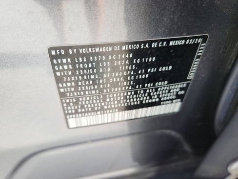 Used 2020 Volkswagen Tiguan SEL image 18