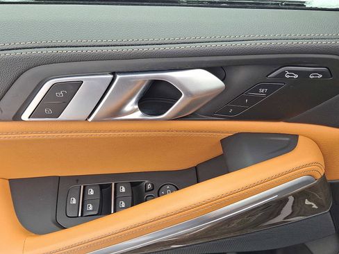 Used 2023 BMW X6 xDrive40i w/ Premium Package image 12