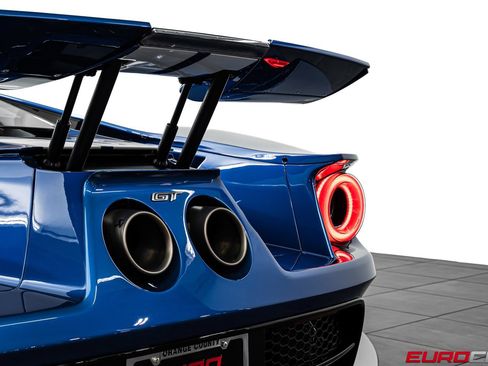 Used 2022 Ford GT RWD image 27
