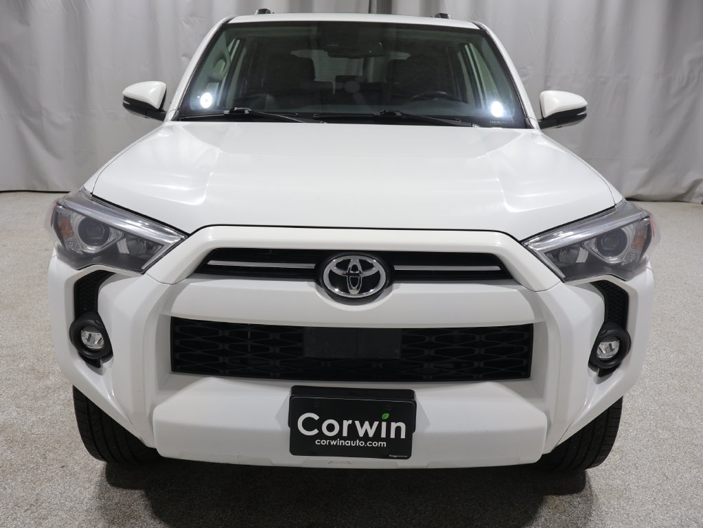Used 2024 Toyota 4Runner SR5 Premium w/ Moonroof Package AWD/4WD image 9