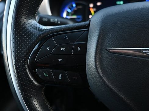 Used 2020 Chrysler Pacifica Limited w/ Quick Oder Package 2EV RED-S image 29