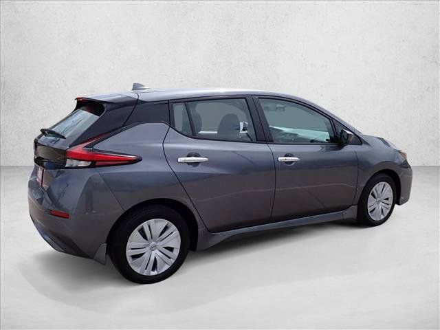 Used 2025 Nissan Leaf S FWD image 4