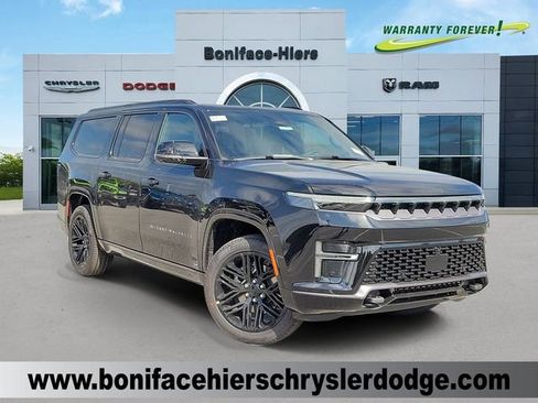New 2026 Jeep Grand Wagoneer L Limited AWD/4WD image 1