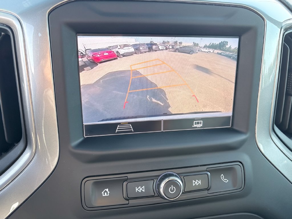 Used 2025 Chevrolet Silverado 1500 W/T w/ Trailering Package AWD/4WD image 16