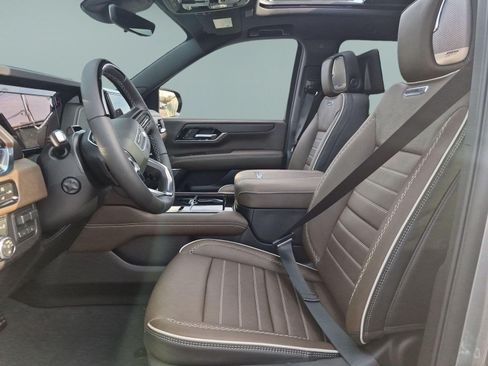 New 2026 GMC Yukon XL Denali Ultimate AWD/4WD image 19