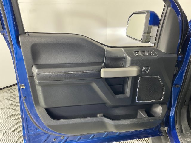 Used 2017 Ford F150 Lariat w/ Equipment Group 502A Luxury AWD/4WD image 11