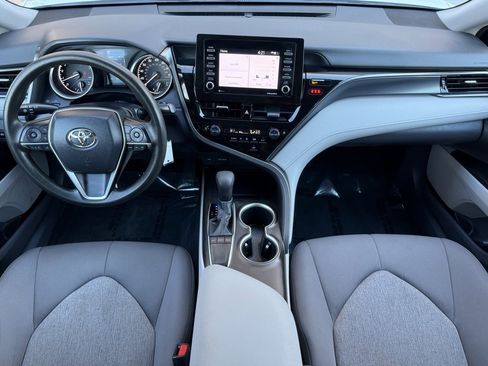 Used 2022 Toyota Camry LE image 19