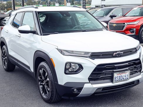 Used 2021 Chevrolet TrailBlazer LT w/ Convenience Package image 19