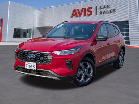 Used 2025 Ford Escape ST-Line image 1