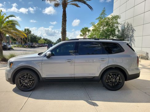 Used 2024 Kia Telluride EX X-Line AWD/4WD image 3