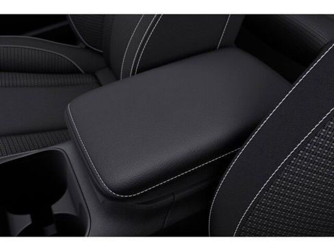 Certified 2025 Subaru Outback image 22