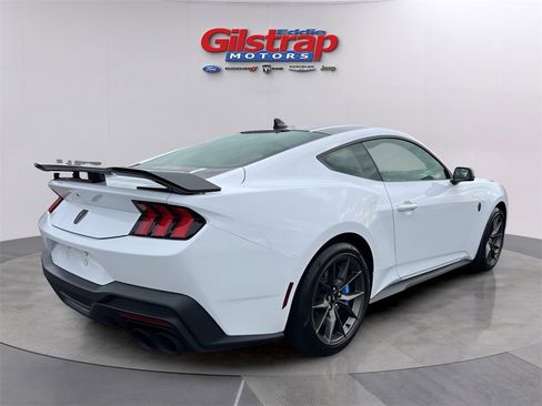 Used 2024 Ford Mustang Dark Horse image 5