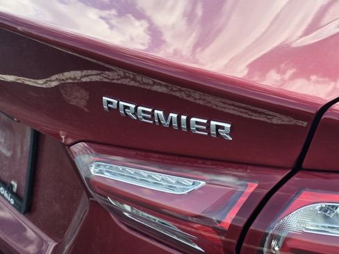 Used 2020 Chevrolet Malibu Premier FWD image 10