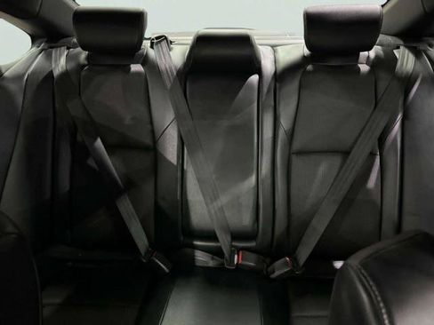 Used 2018 Honda Accord Sport image 35